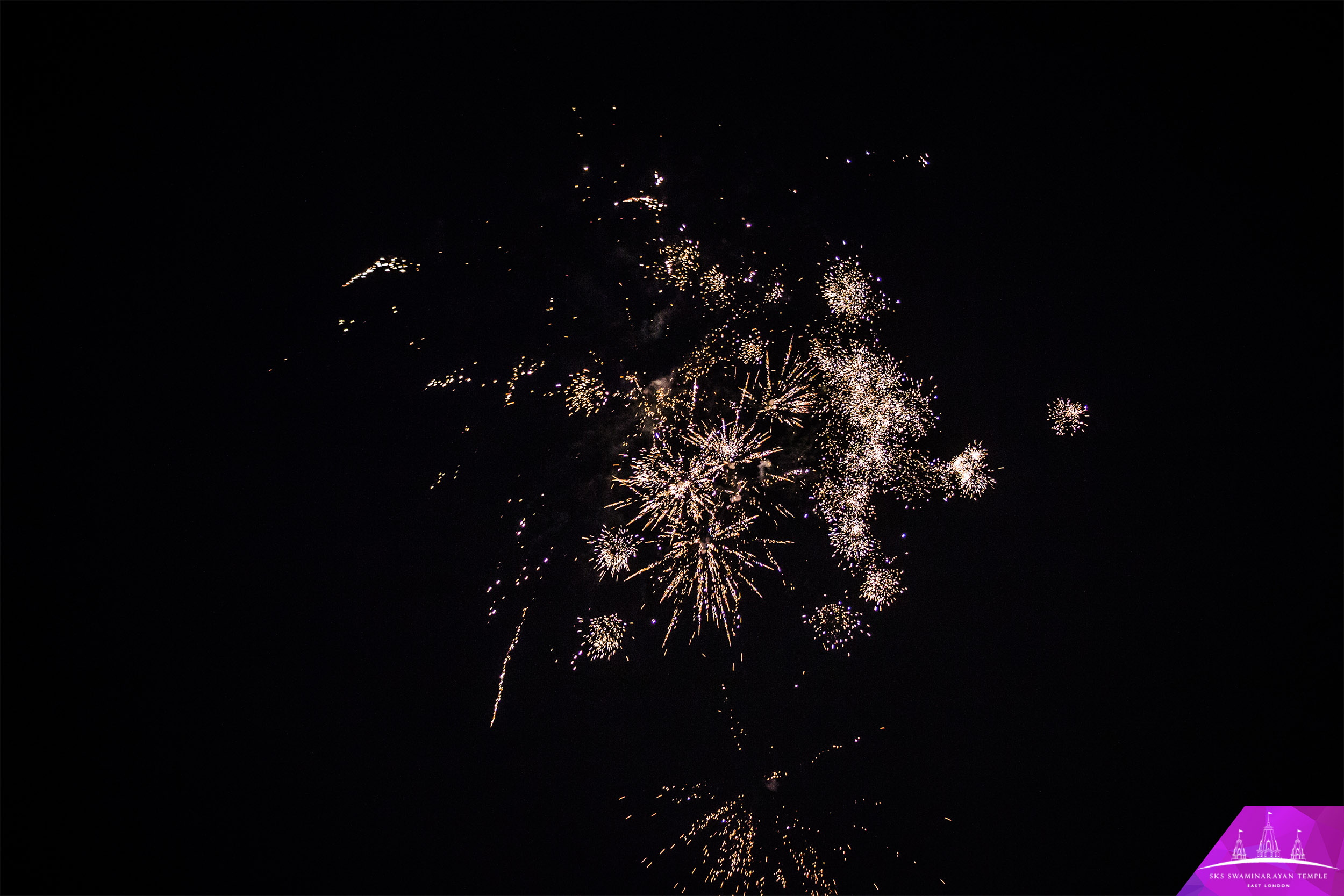 ©1987-2017 SKS Swaminarayan Temple East London